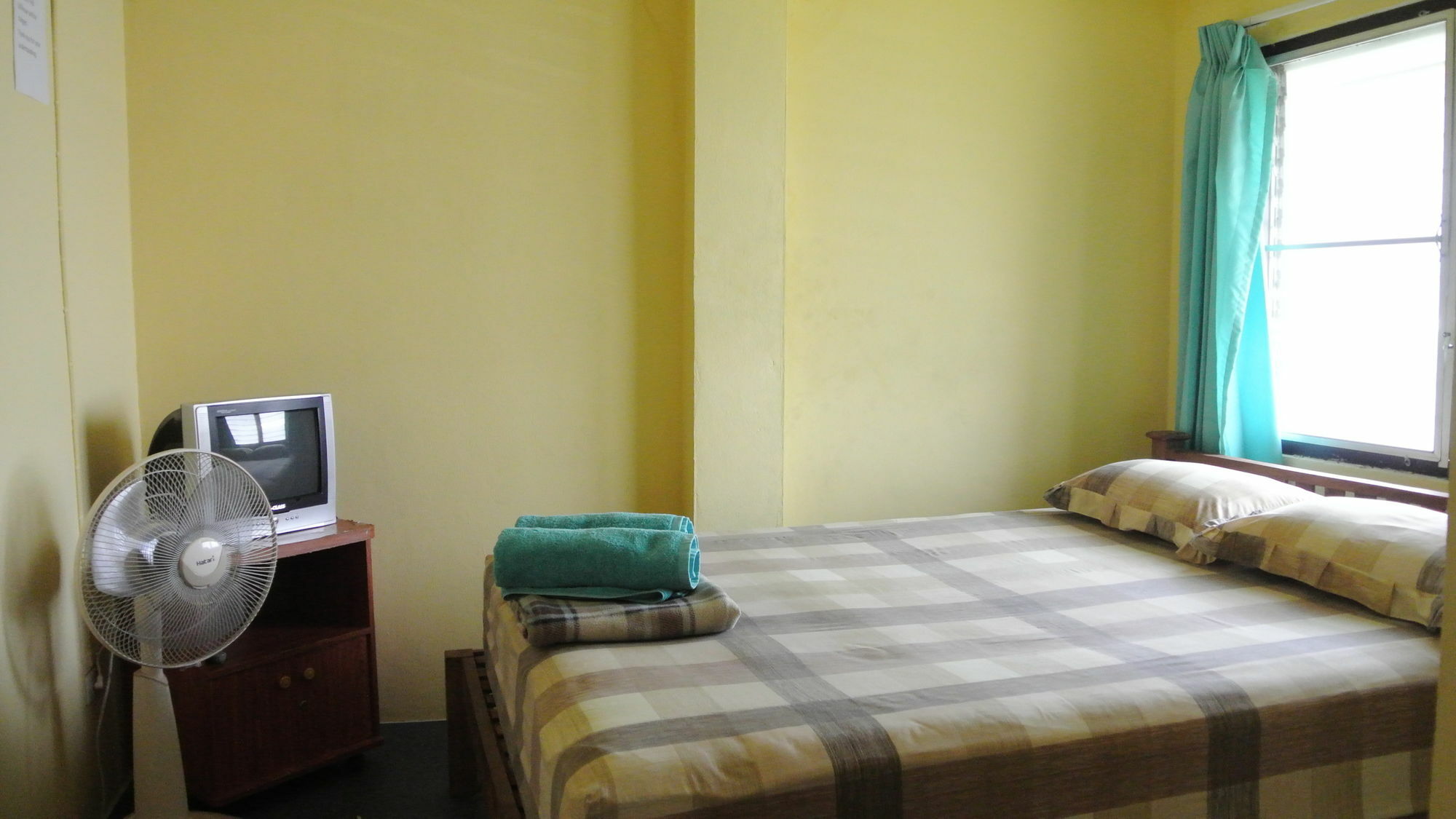 Cumpun Guest House Chiang Mai Exterior photo
